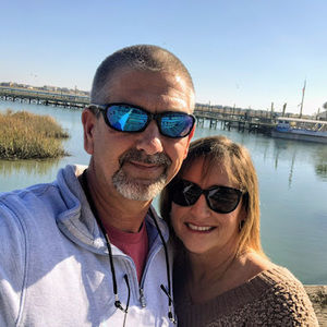 Meet your Posher, Lara